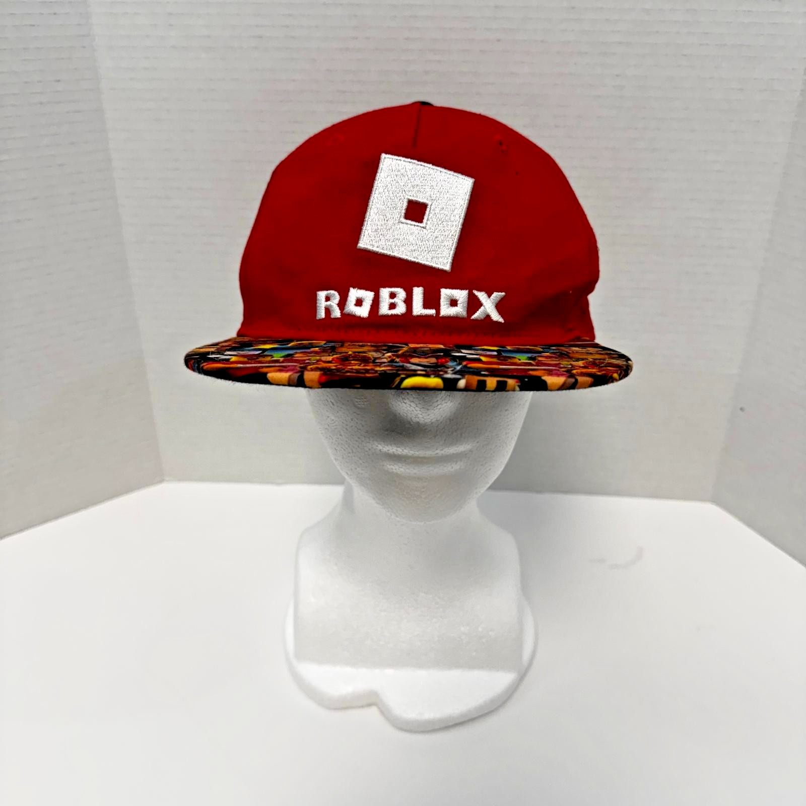 Roblox Youth Baseball CAP Hat Graphics on Bill Multi Color Snap Back 12/18
