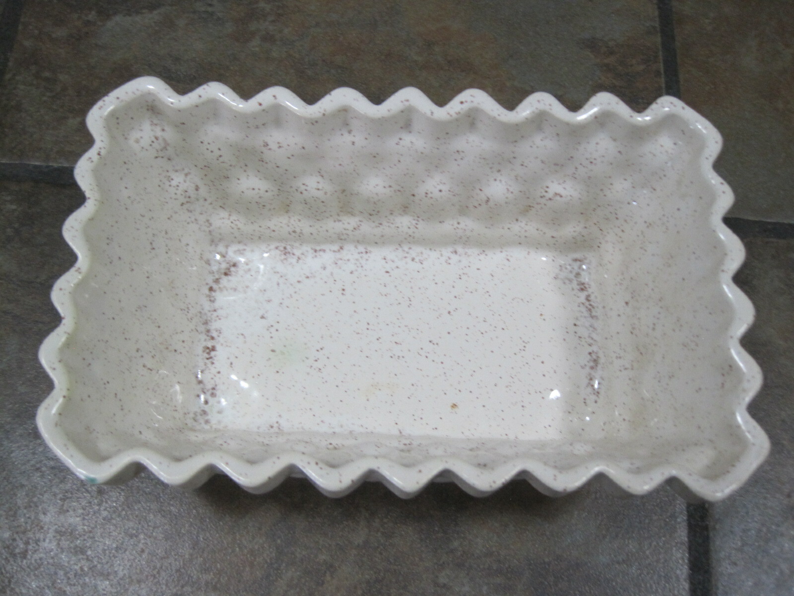 UPCO ~ RECTANGULAR PLANTER ~ #1028 ~ 8½" X 5½" X 3¼" ~ CREAM / SPECKLED ~ EUC