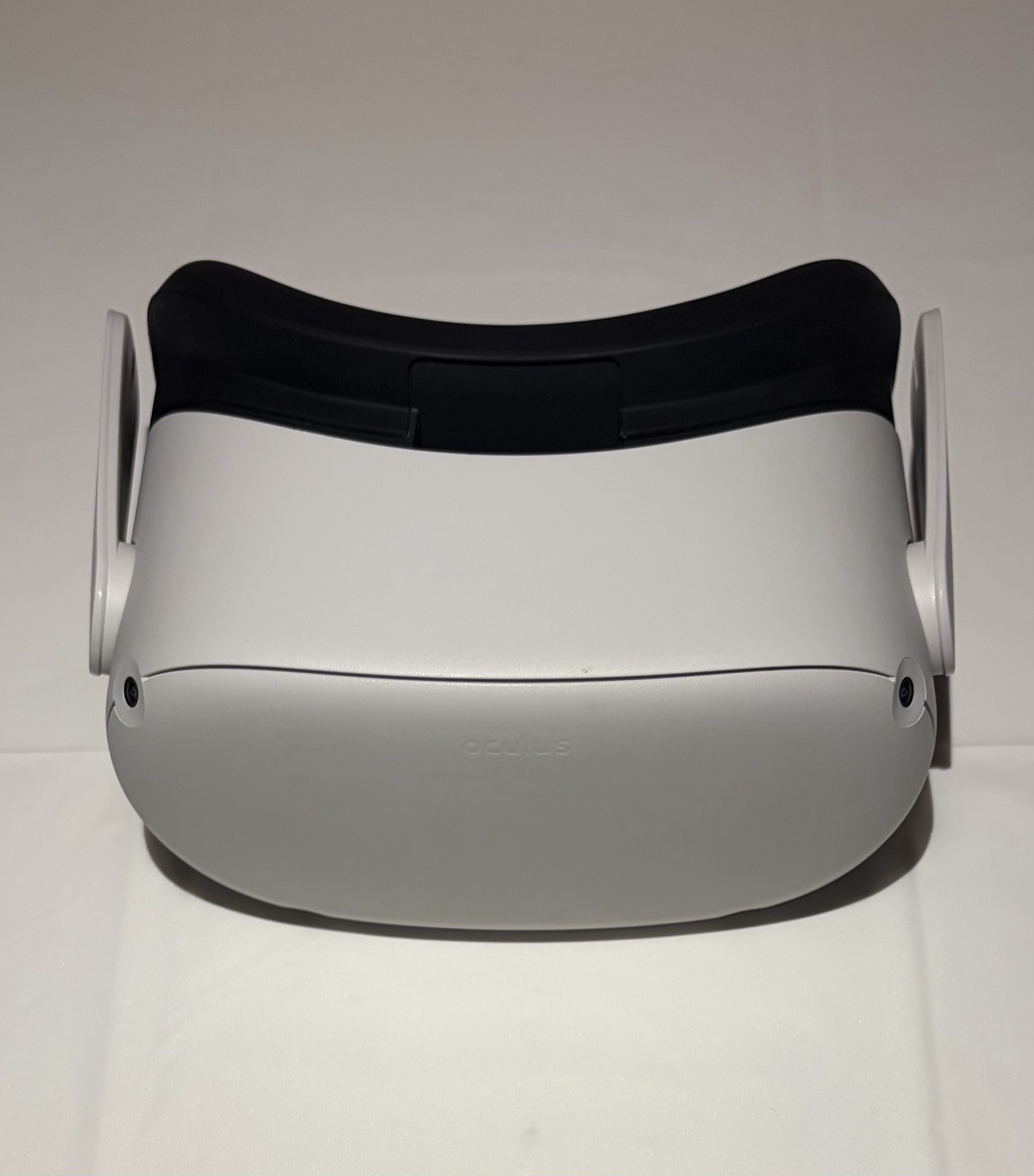 Meta Oculus Quest 2 Standalone VR HEADSET ONLY KW49CM