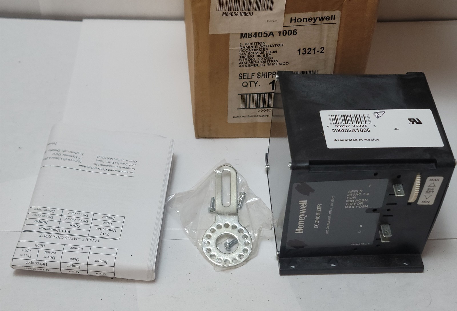 Honeywell M8405A1006 3 Position Damper Actuator Economizer 24V - New OS