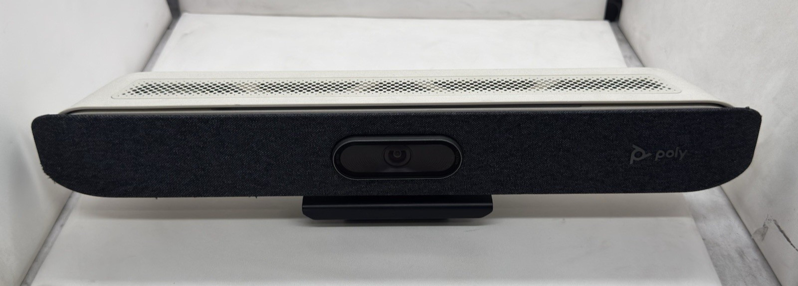 Polycom Poly Studio X30 4K Video Conference Camera & Audio Bar 2201-85930-001