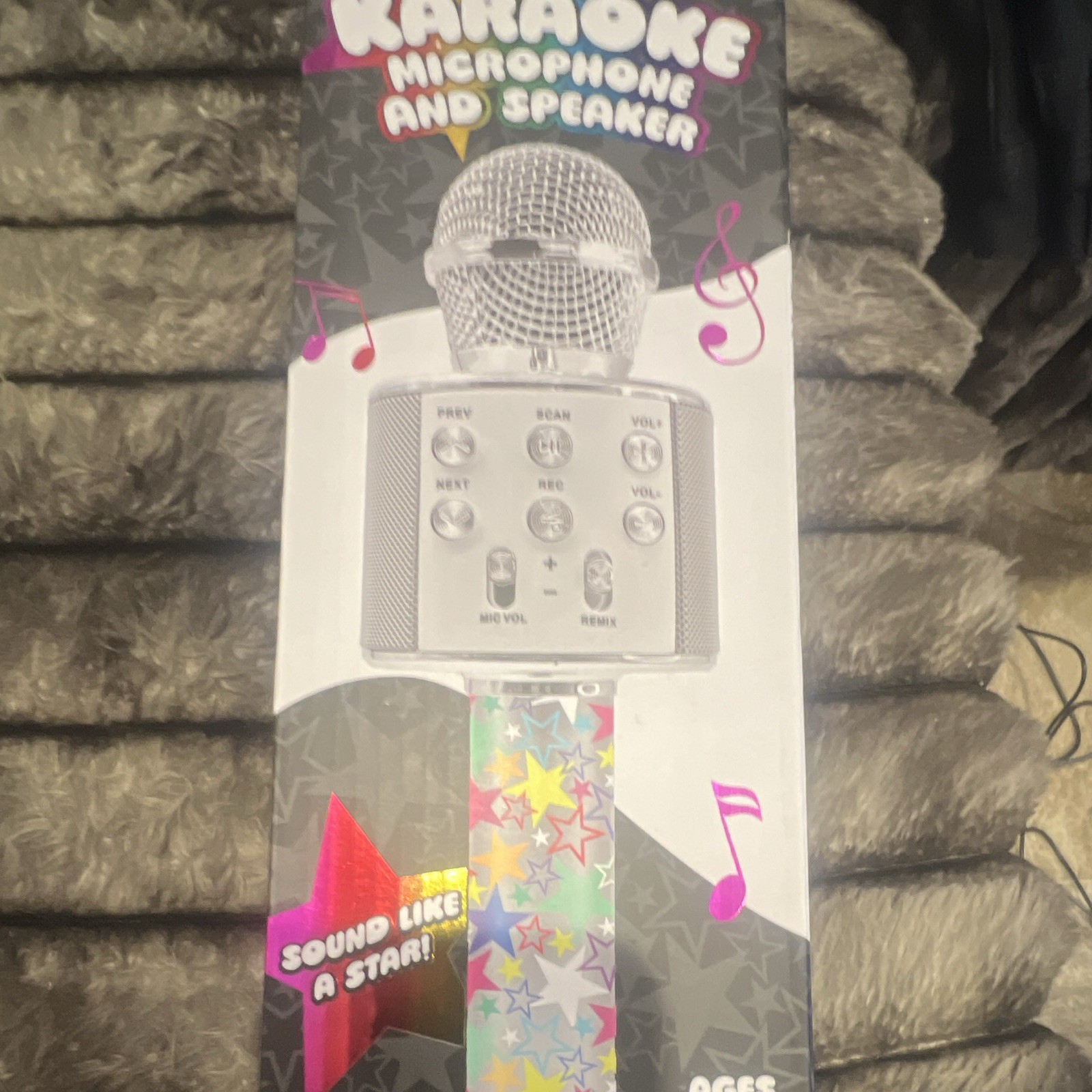 Karaoke Microphone Speaker Bluetooth Voice Modulator HD Sound Silver Multicolor
