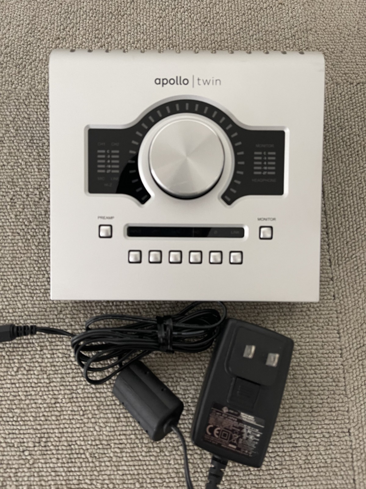 Universal Audio Apollo Twin SOLO UAD 2 Audio Interface with AC Adapter Tested