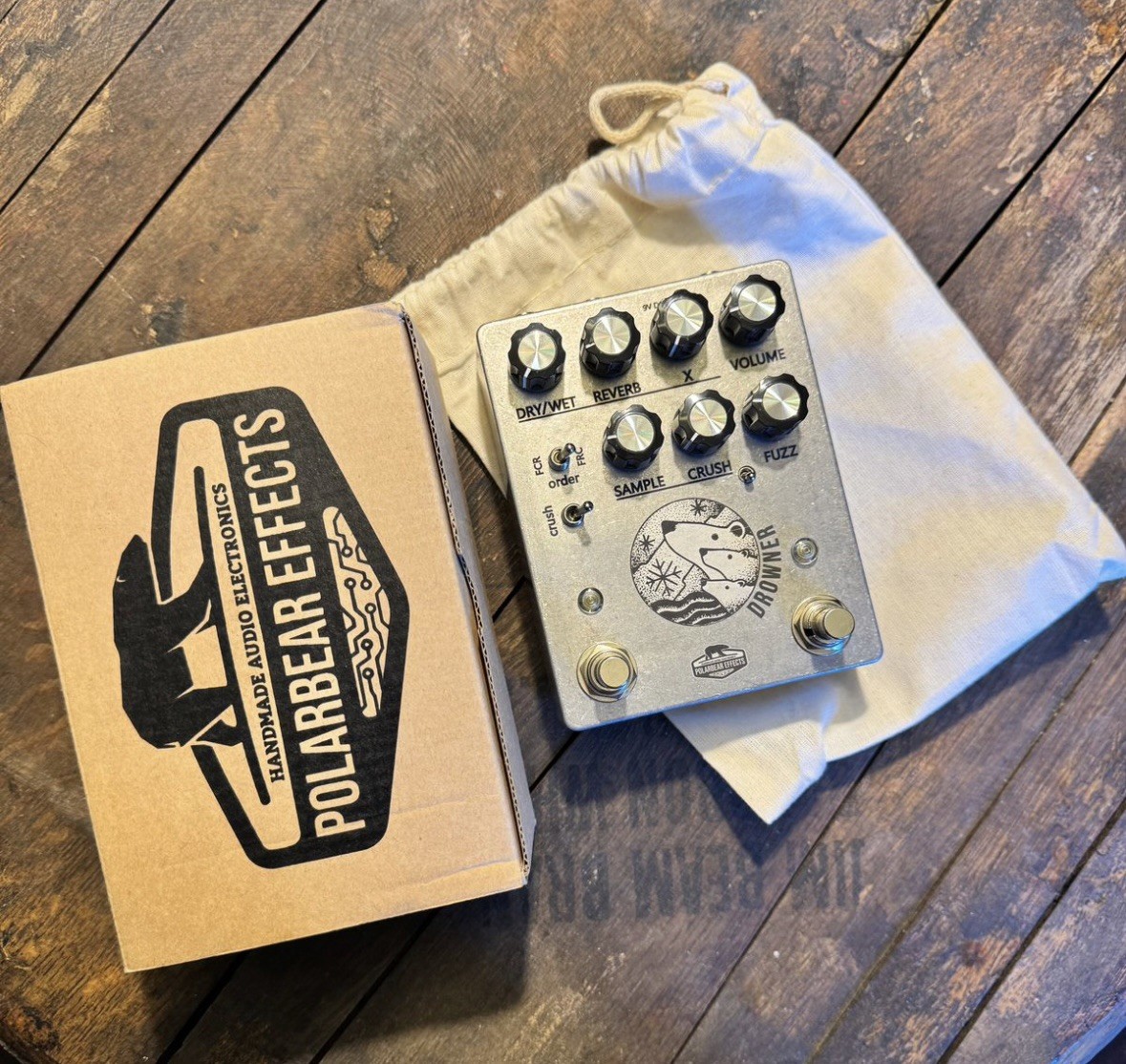Polar Bear Effects Drowner V3 - Fuzz Delay Glitch Bitcrusher Reverb Shoegaze