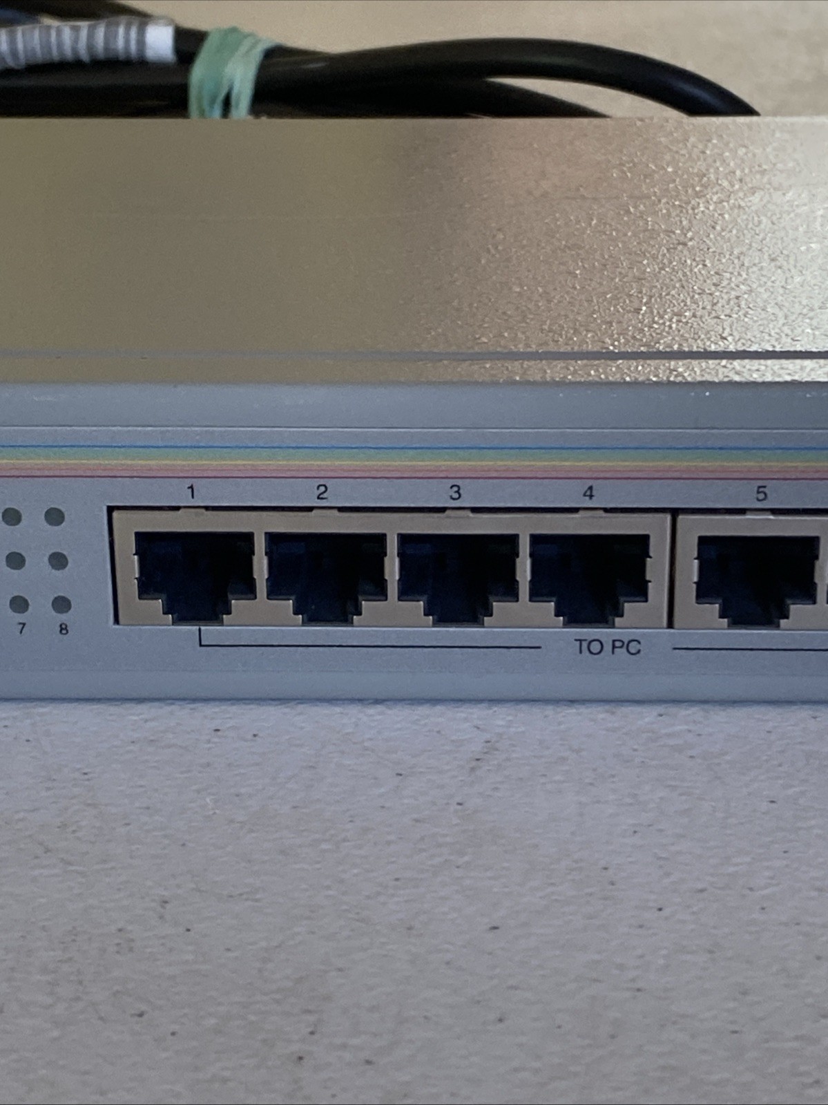 Allied Telesyn International CentreCOM FS708 Ethernet Switch