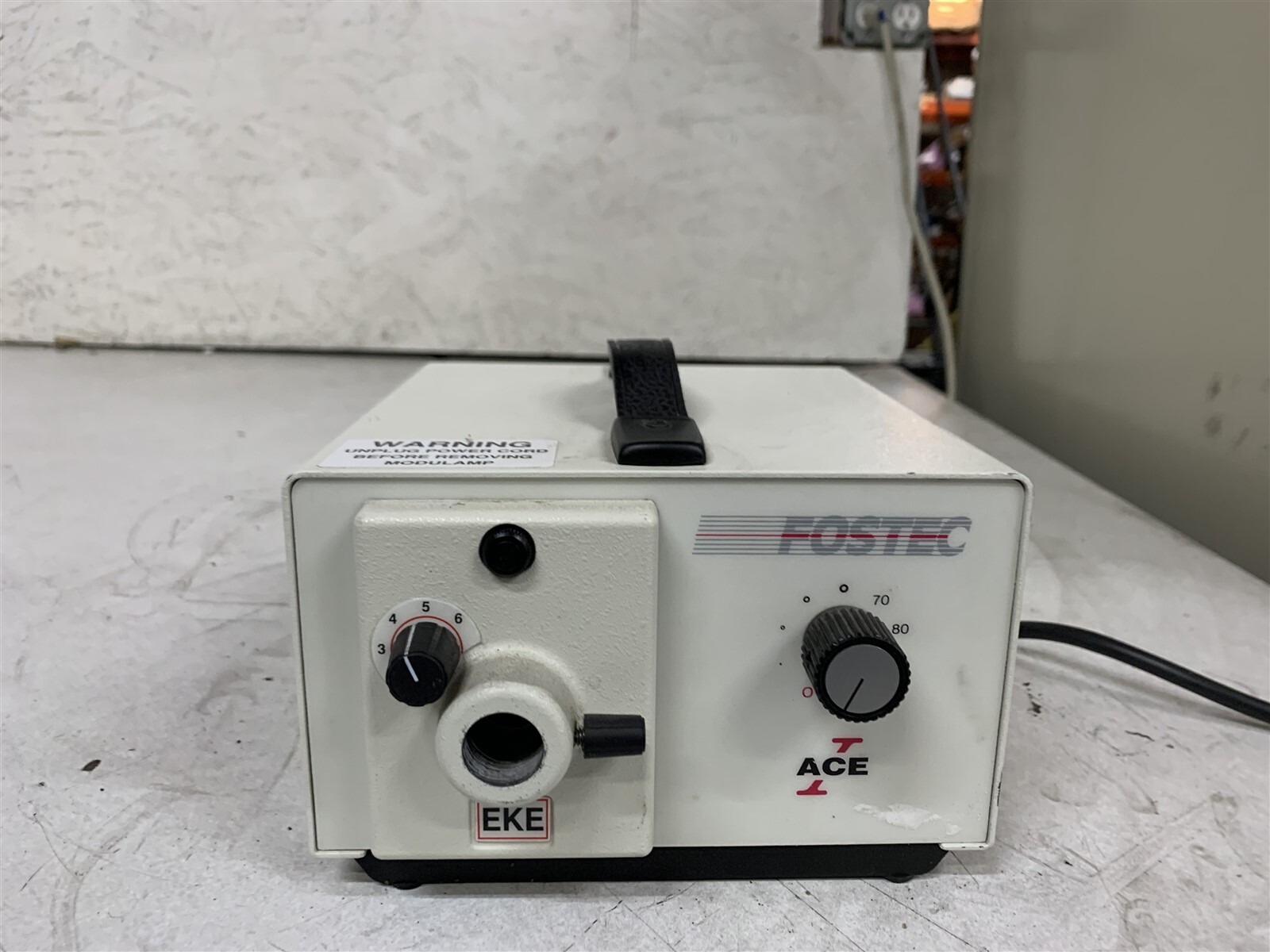 FOSTEC ACE EKE LIGHT SOURCE