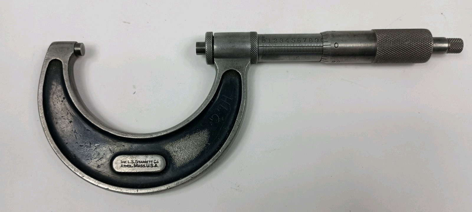 Starrett No. 226 Outside Micrometer with Ratchet Stop & Lock Nut 1-2" .001 Grad.