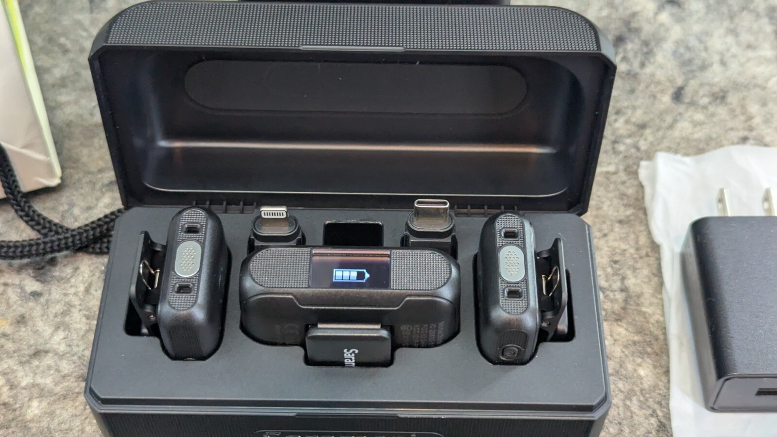 Saramonic Blink 500 B2+ Micro 2-Person Digital Wireless Microphone System🔥New🔥
