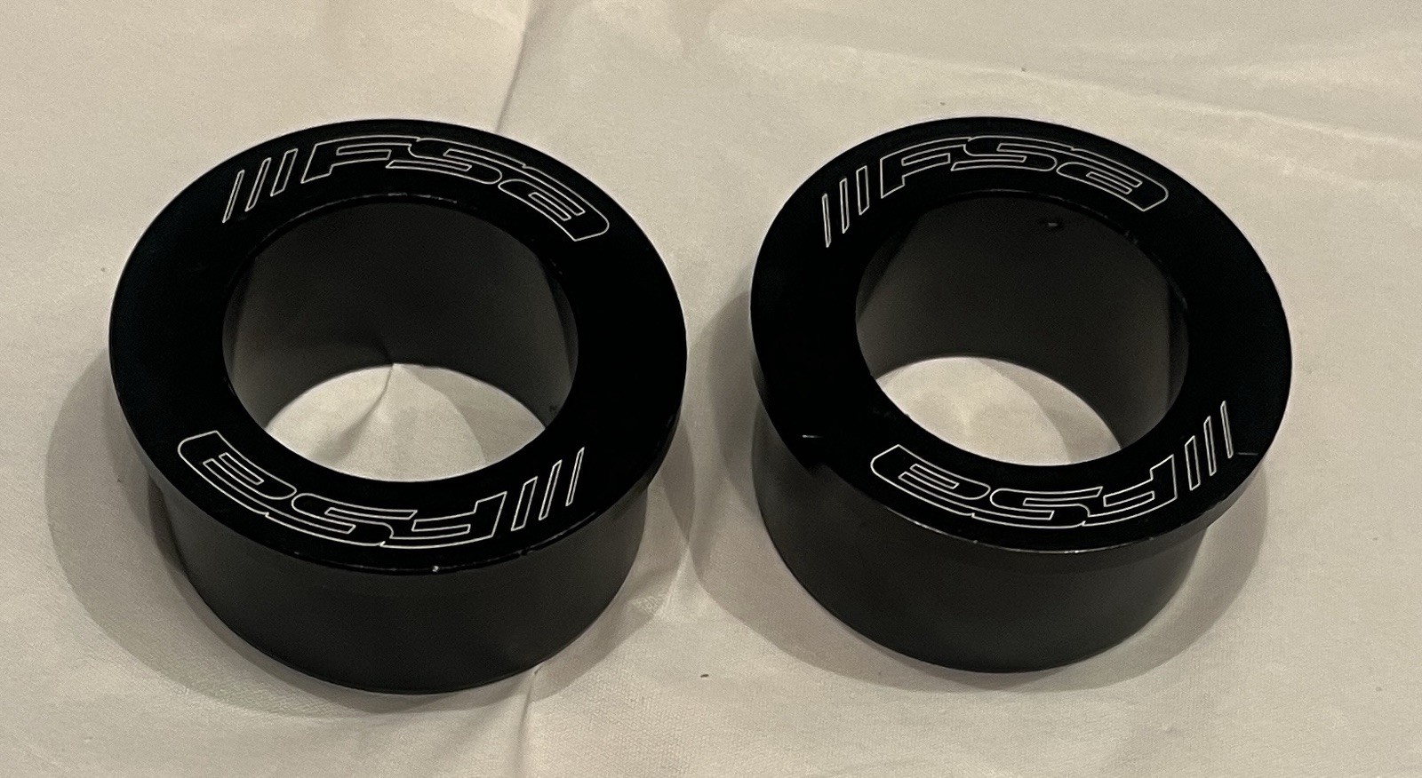 FSA Headtube Reducer Shims for 1.5" Head Tube 1-1/2" to 1-1/8" Shim Set
