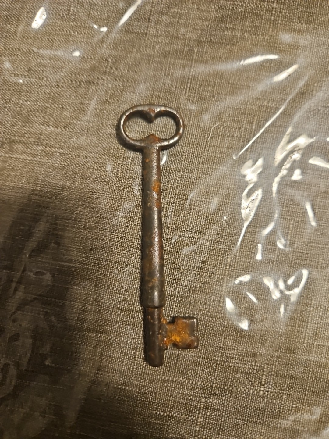 Authentic Antique Rusty Steel Skeleton Key Solid Barrel Collectible Rustic Decor