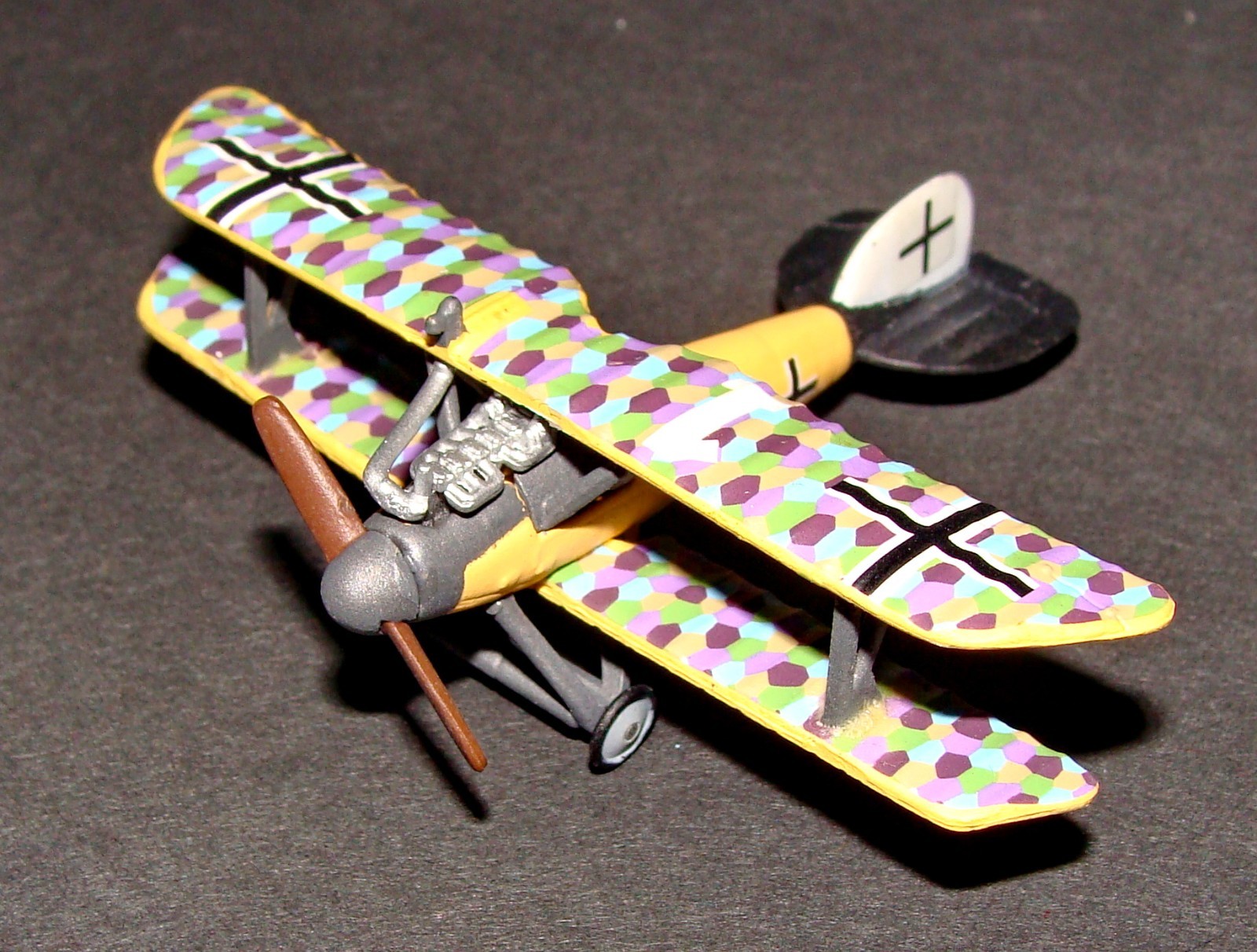 1:144 Wings of War Miniature Airplanes Series 1 WWI German Albatros D.VA Weber