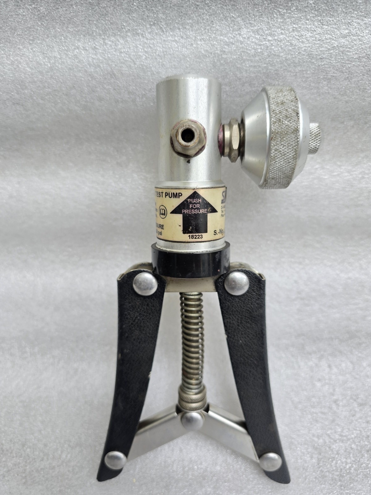 SIKA TP1 PRESSURE CALIBRATION HANDHELD PUMP 0...25 Bar