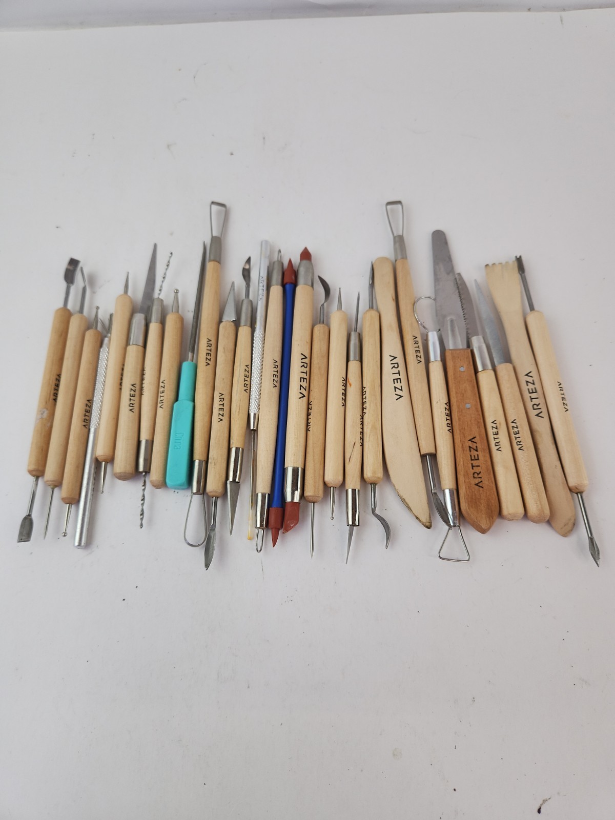 Arteza Pottery Clay Sculpting Tools (Set of 26) .