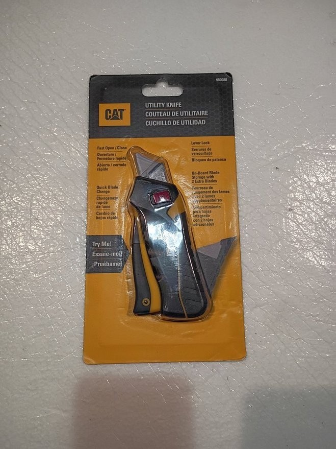 Cat Safety Squeeze Utility Knife Retractable Blade with Trigger Grip