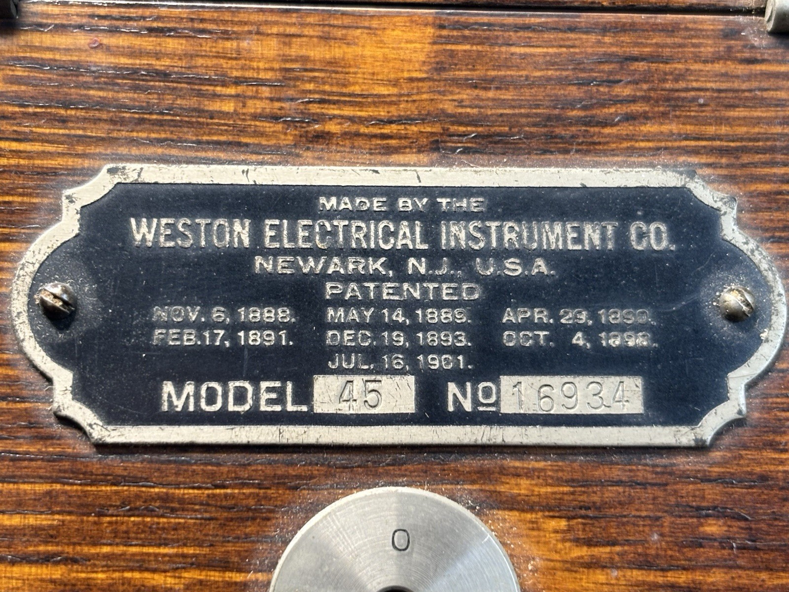 Antique 1920s WESTON D.C. ANTIQUE VOLTMETER, MODEL 45, SOLID OAK 16934