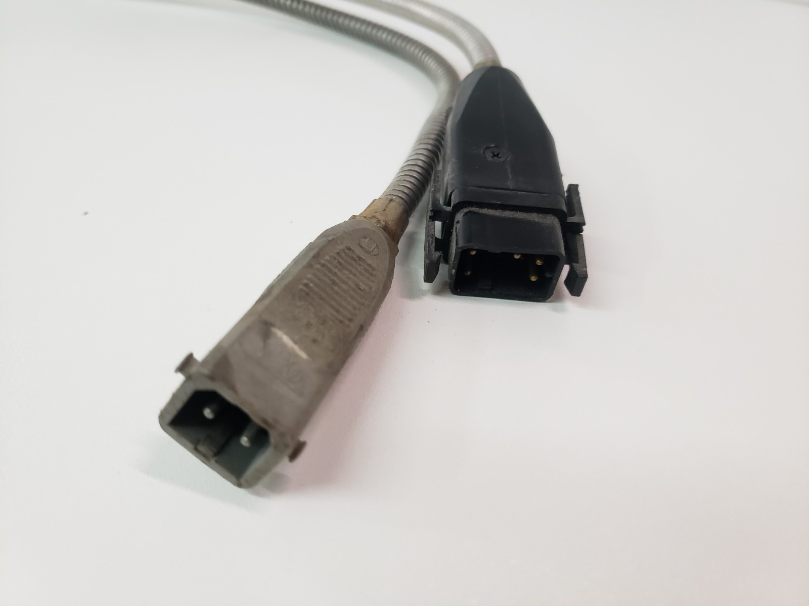 Nordson 724634A Hot Melt Applicator Head