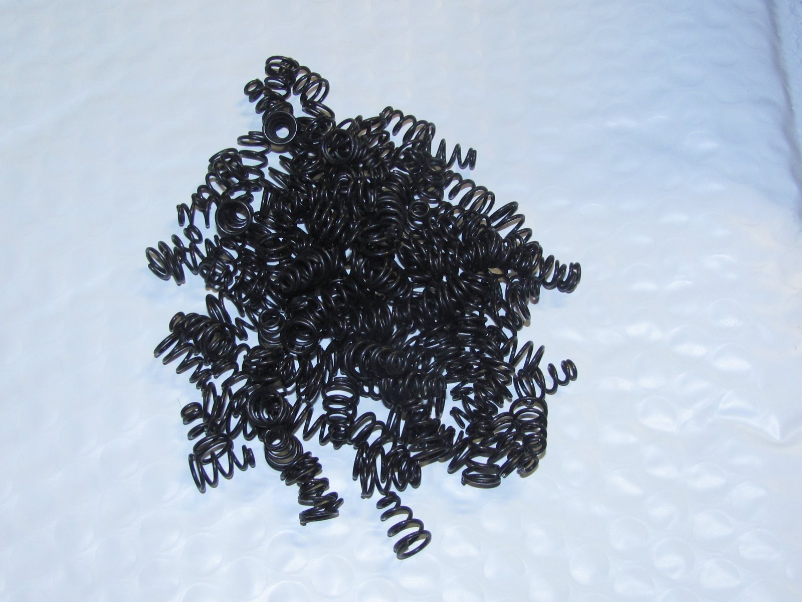 100 Twist-On Snare Support Collars   Traps Trapping  Snares   (100 Pack)NEW SALE