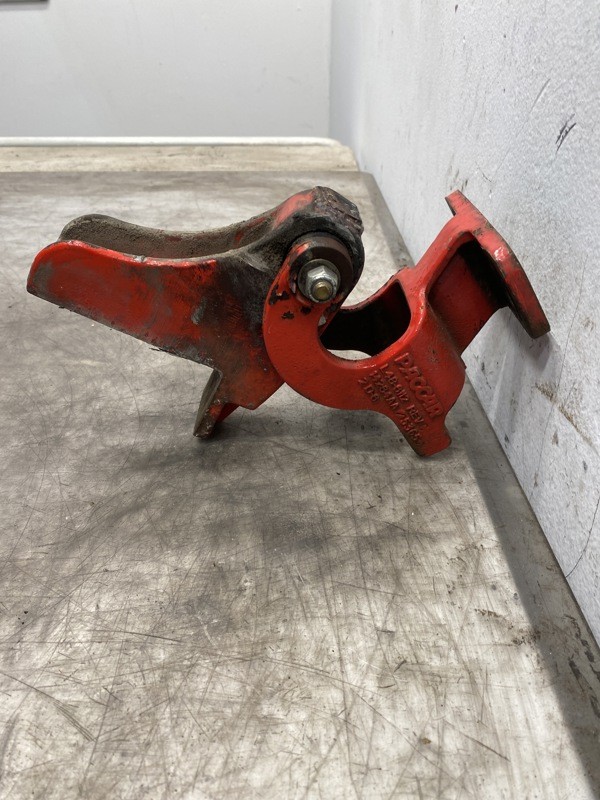 2017 Peterbilt 579 Hood Hinge L486112 (674-10444)