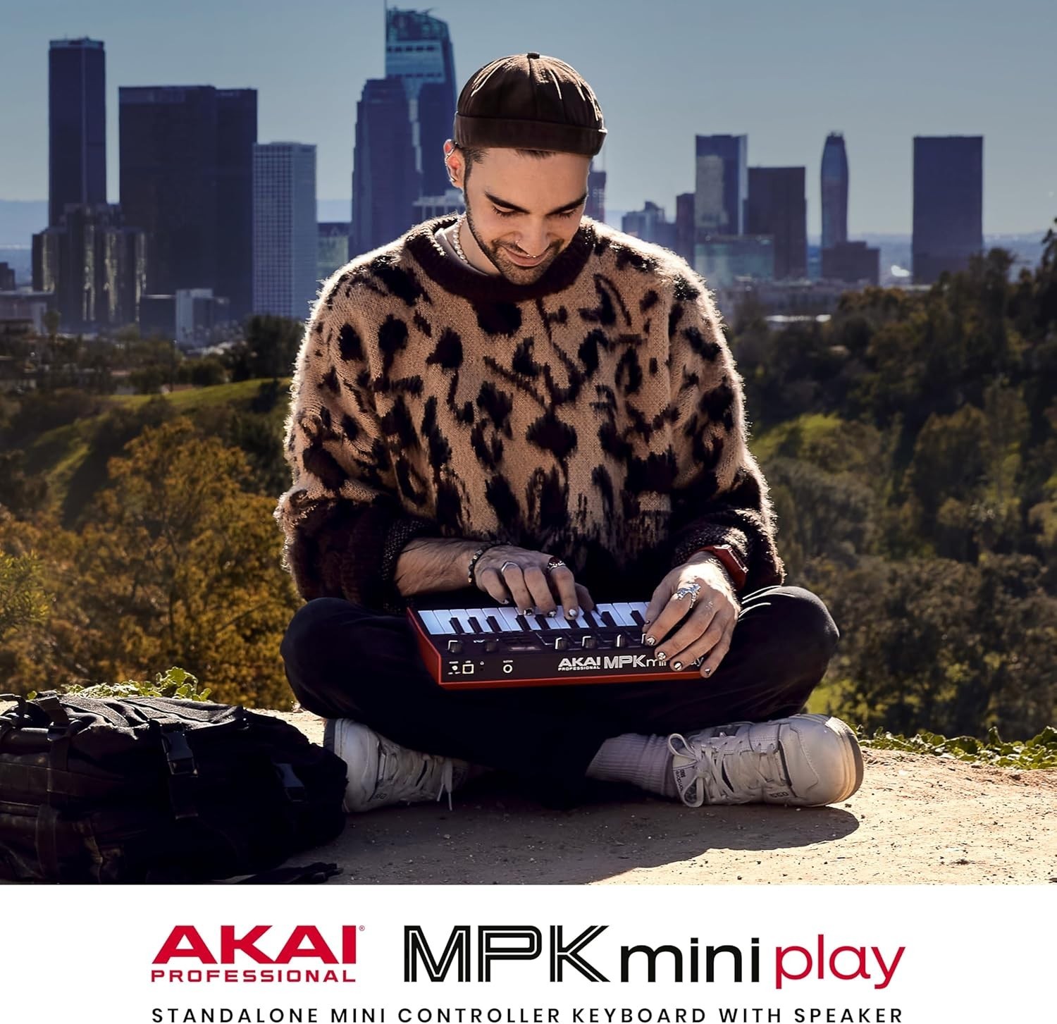 Compact 25-Key USB Keyboard Controller with MPC Pads
