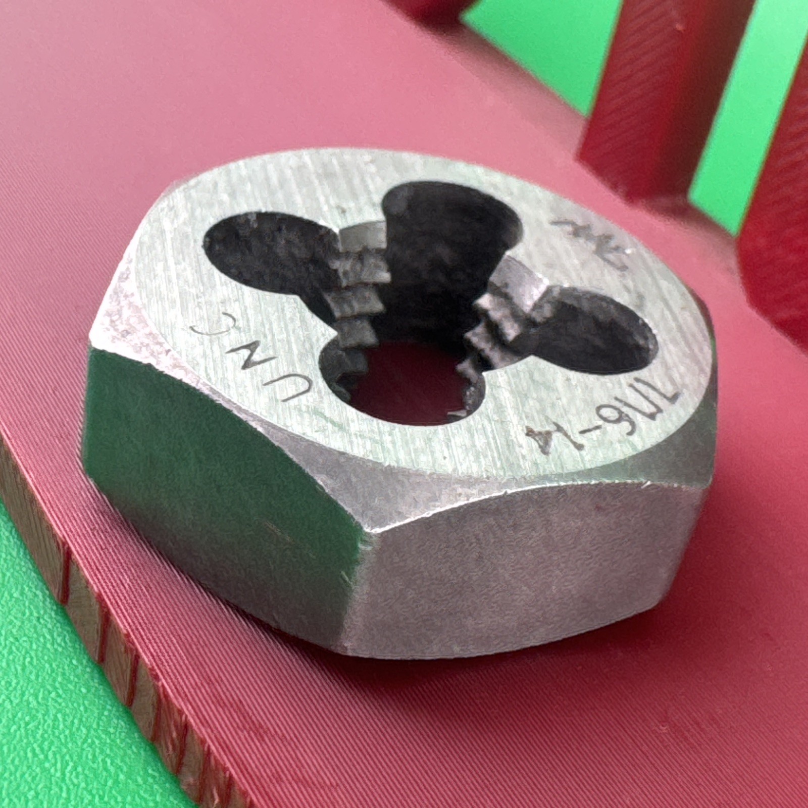 Mac Tools 6539DIA SAE Hexagonal Die 7/16"-14 NC - 1" Shank