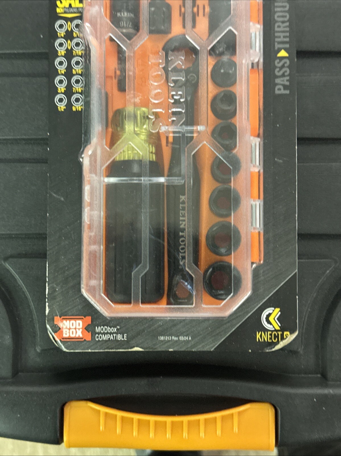 Klein Tools 21-Piece Klein Knect Starter Kit 65300KNECT