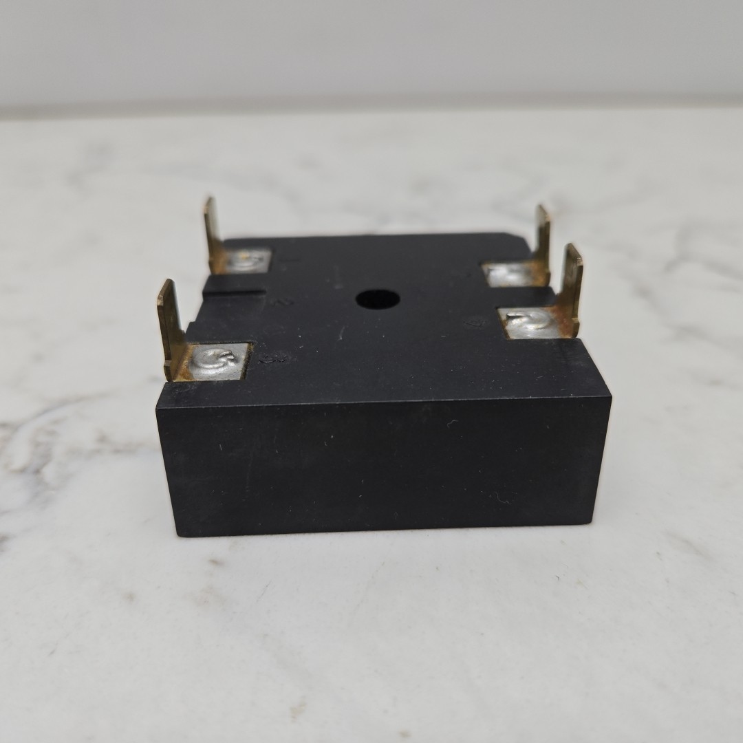 SSAC Solid State Relay SIR2B6B4 Used See Pictures