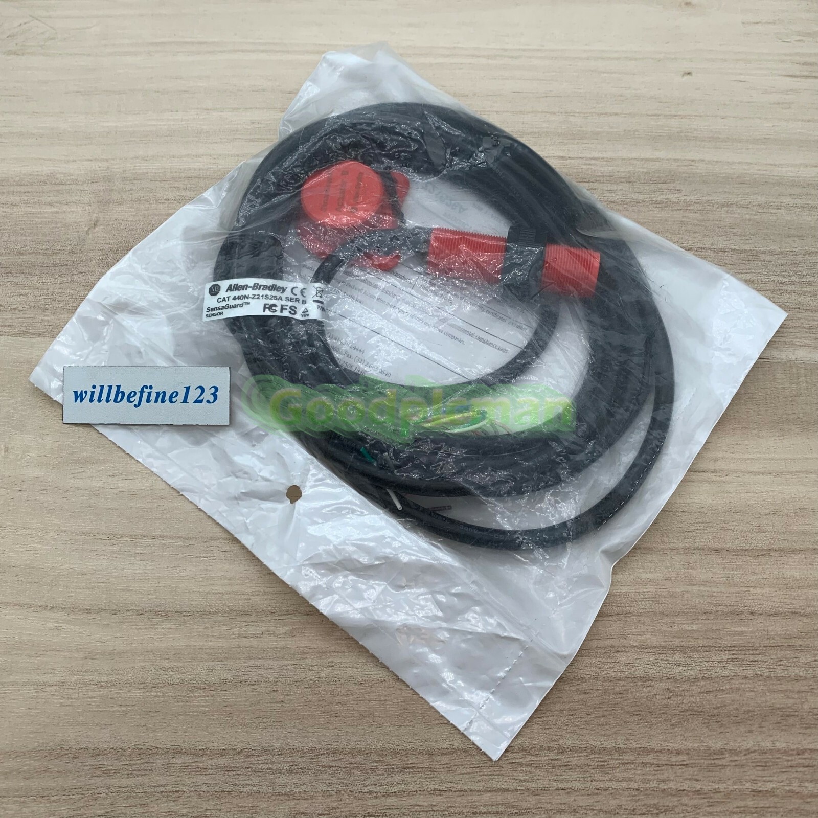 1pc ABswitch 440N-Z21S26A original Allen-Bradley Non-contact switch