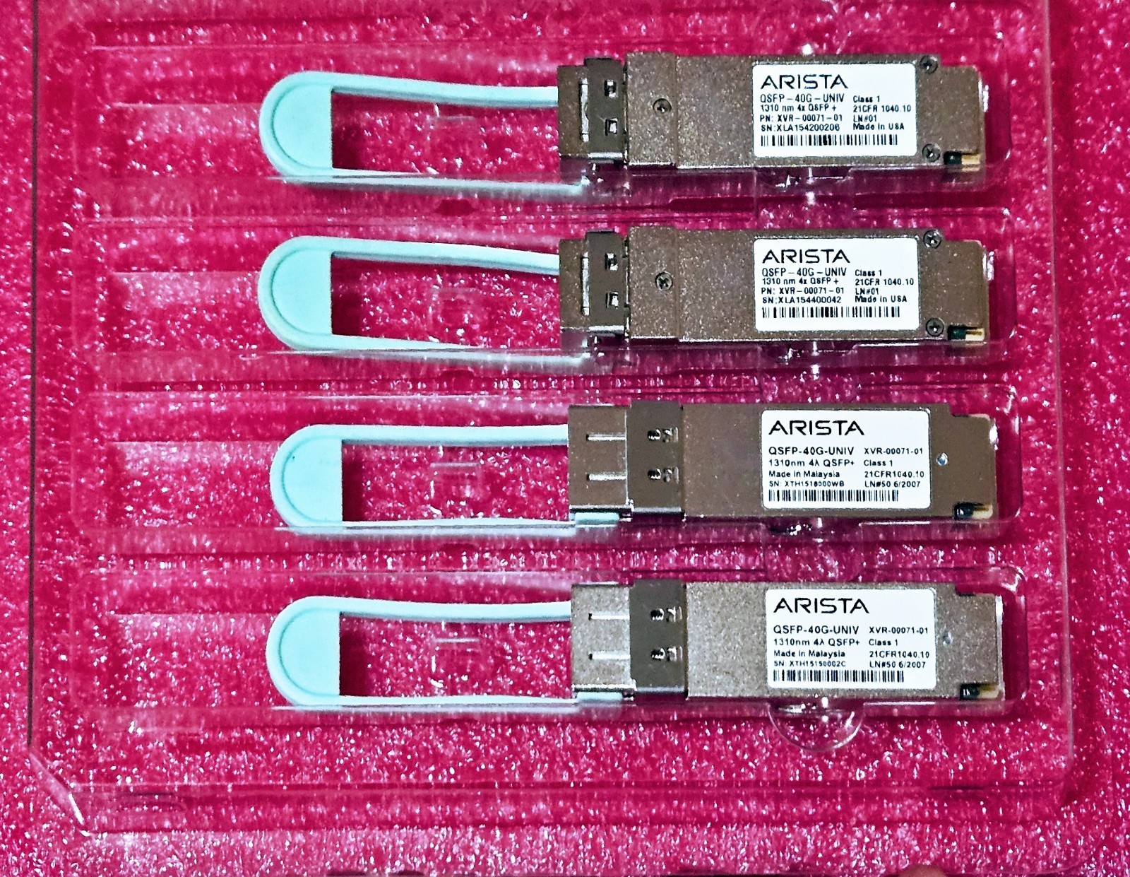 Genuine Arista QSFP-40G-UNIV XVR-00071-01 1310nm SMF LC QSFP+ 40Gbe Transceiver
