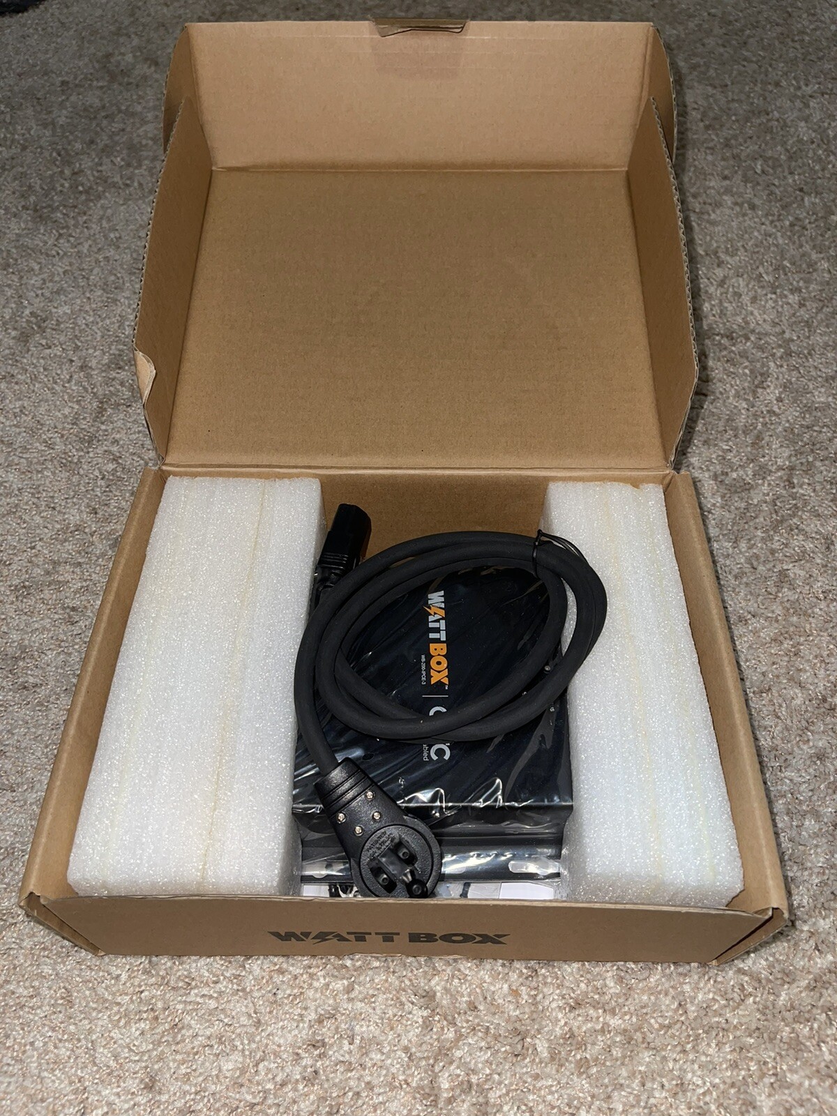 Wattbox wb-200-ipce-3 3Outlet IP Controllable Power Conditioner