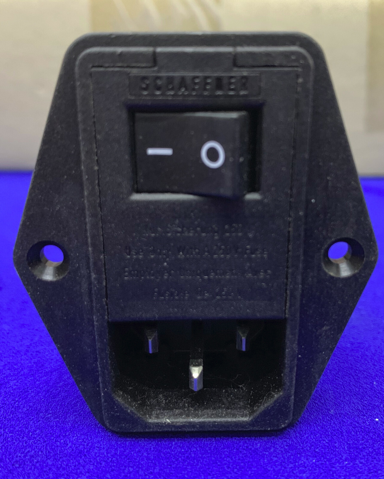 QTY 19 SCHAFFNER 11B3359 FN389B-4-22 VERSATILE SINGLE PHASE POWER ENTRY MODULES