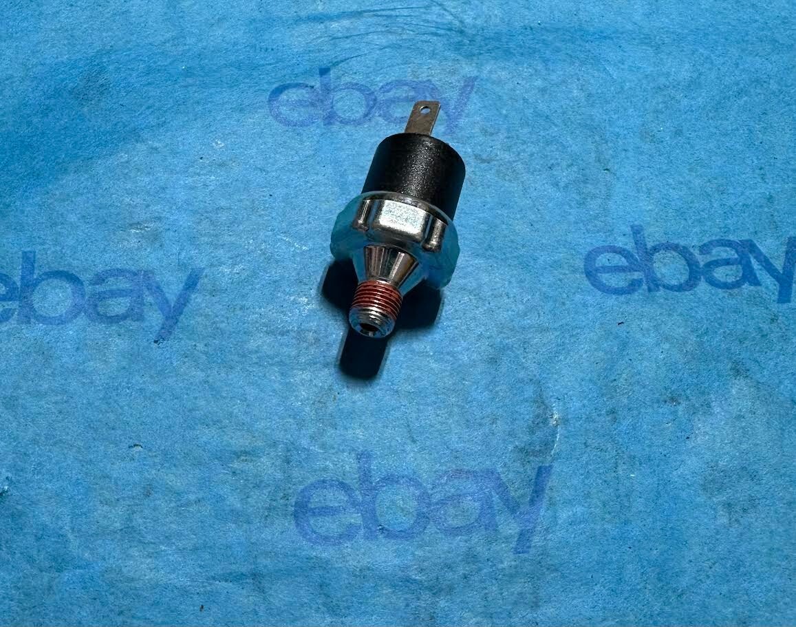FSC/2749-2108 Genuine Freightliner Pressure Switch OEM-New