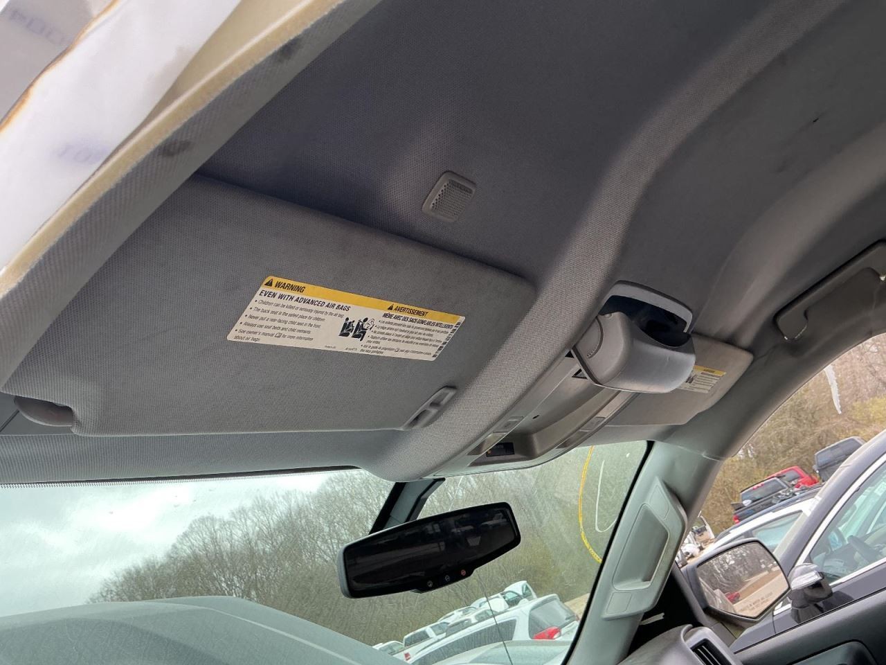 SILVRDO15 2016 Glove Box 4988911
