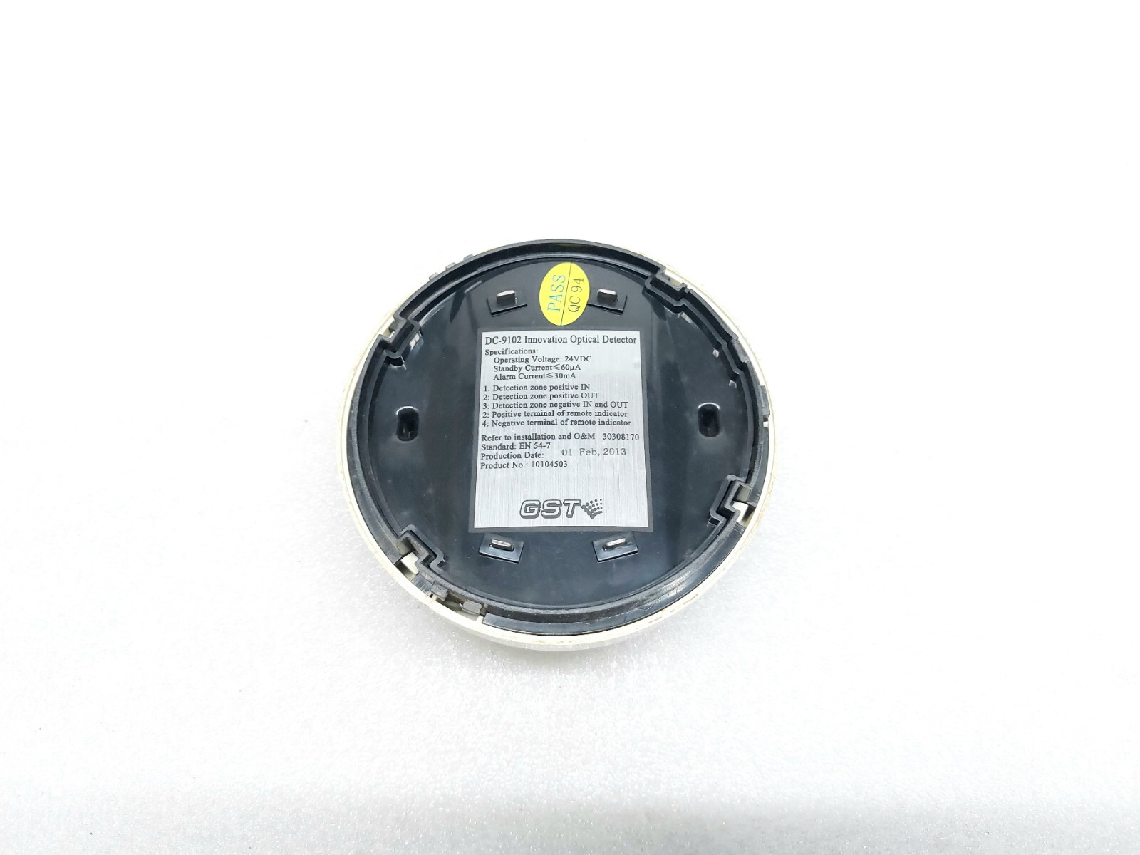 DC-9102 INNOVATION OPTICAL DETECTOR 24 VDC PRODUCT NO: 10104503 USED GST DC9102