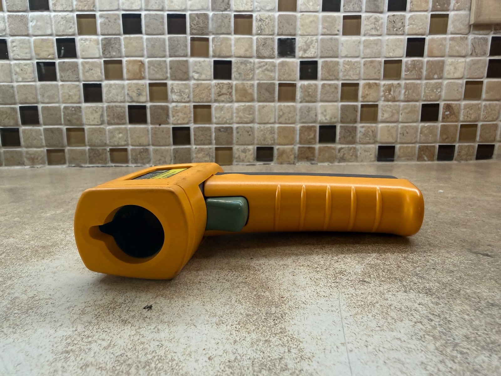 Fluke 4130474 62 MAX Mini Infrared Thermometer