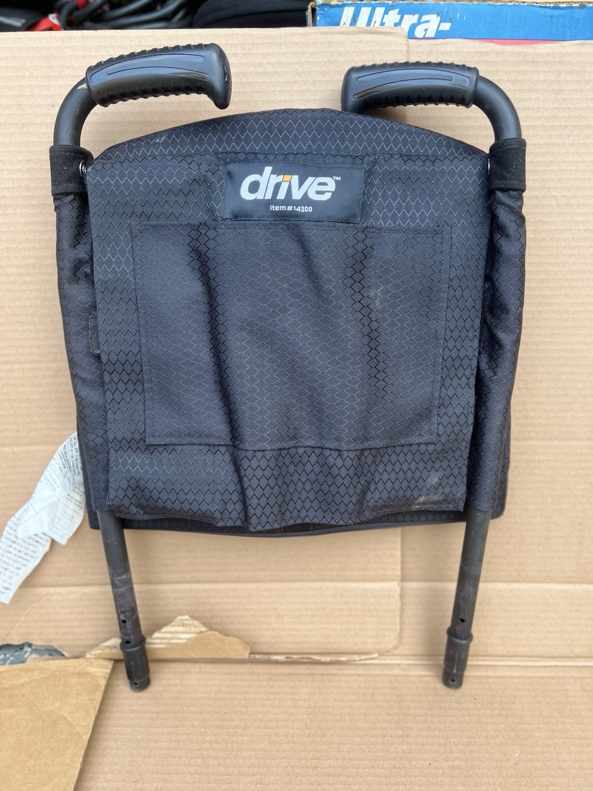 Catalyst Ki Mobility Wheelchair Push Handle & Back Cushion 18” W, Item #14300