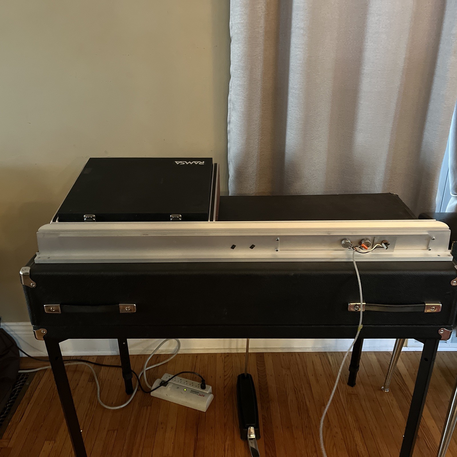Fender Rhodes Mark II Stage Name Rail
