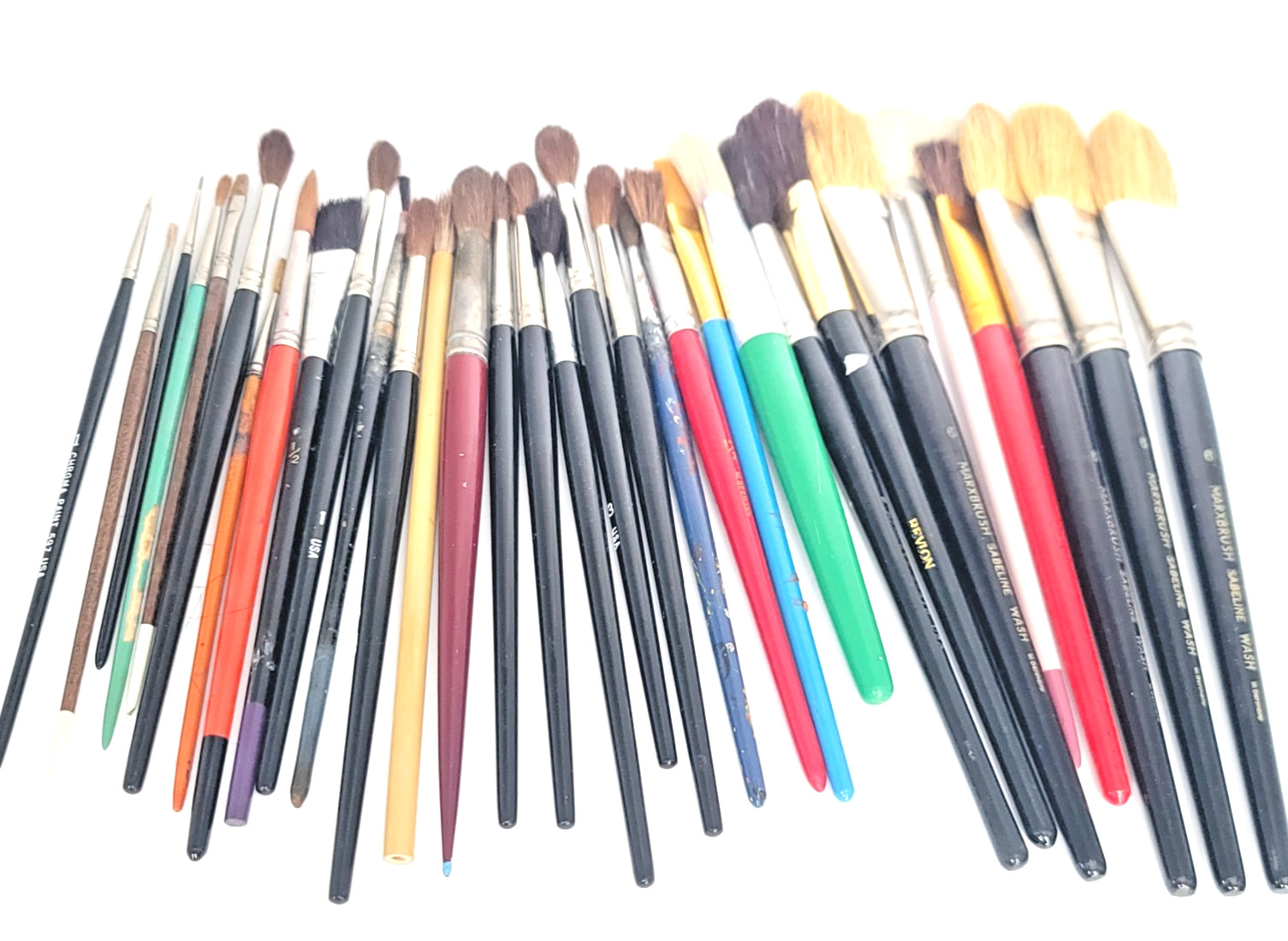 CB50d: Lot 31 Artist Paint Brushes Marx & Assorted Brands