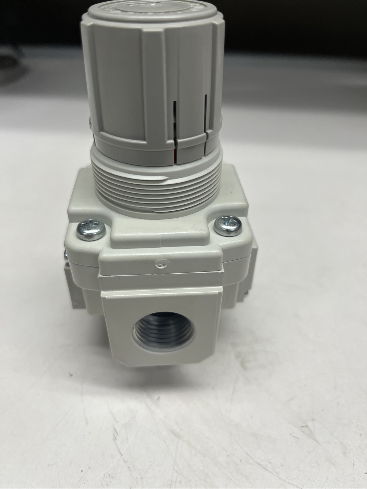SMC AR40-N04-Z-B Modular Type Air Regulator NO GAUGE 1/2" Ports (NEW NO BOX)