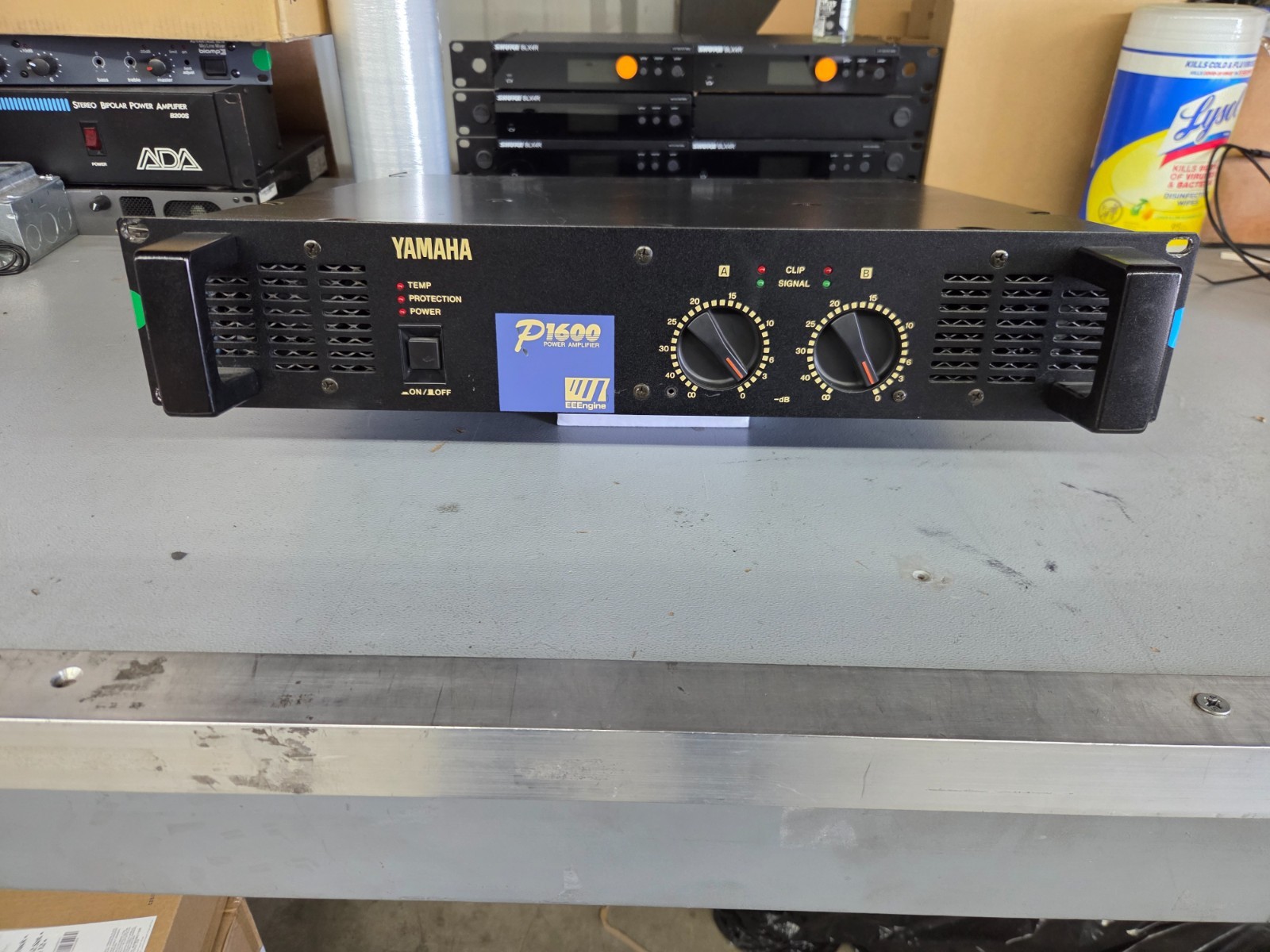 Yamaha P-1600 2 Channel Power Amplifier
