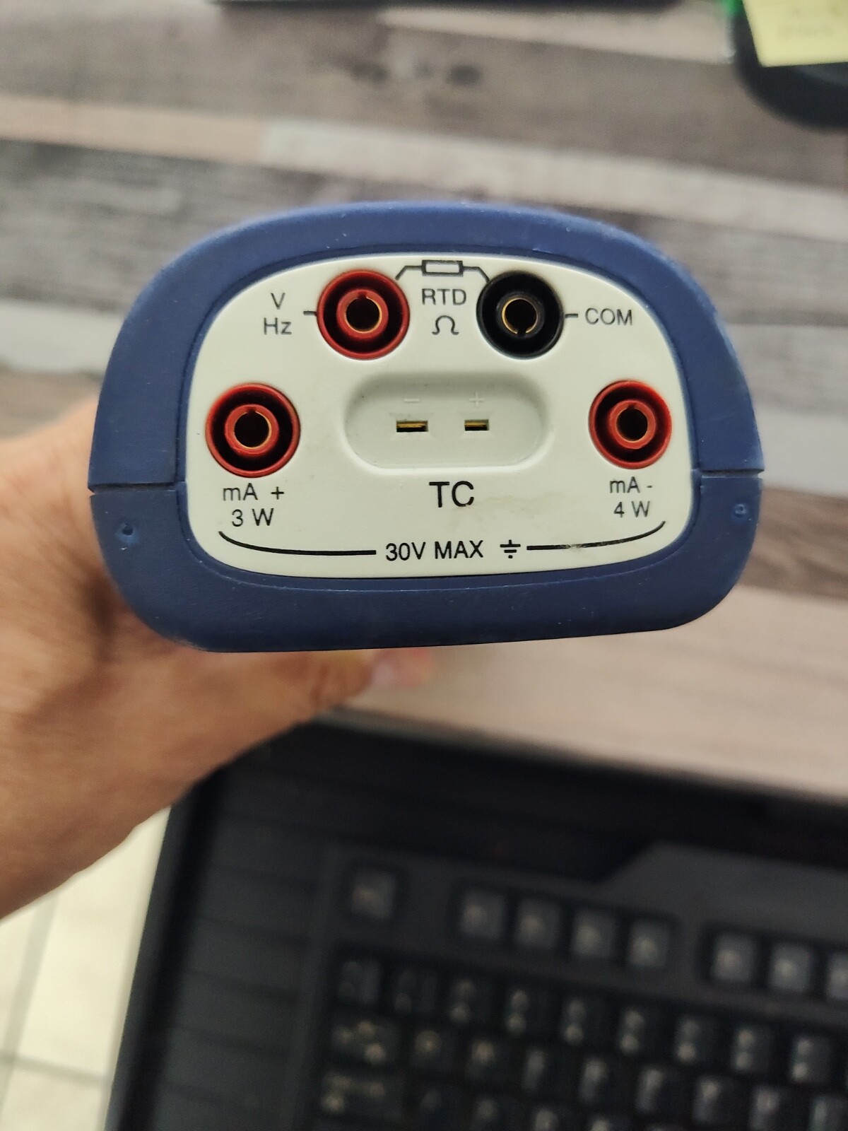 DPI 880 Process Calibrator