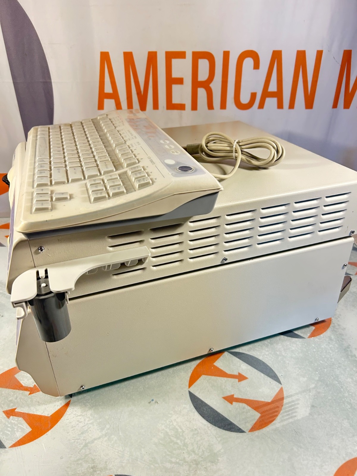 Olympus EVIS EXERA CV-180 CLV-180 Processor Console & Light Source with Keyboard