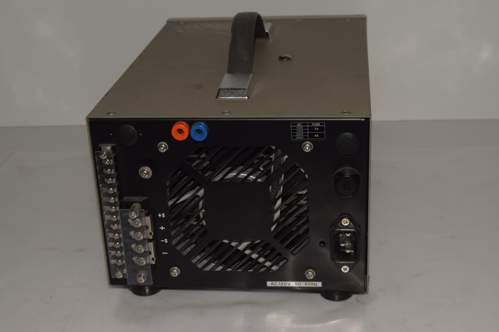 CRG PRECISION LAB POWER SUPPLY (XHE5)