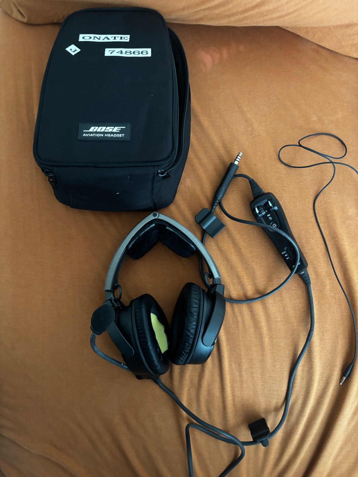 Bose A20 Aviation Headset - Active Noise Cancelling - Single Plug, no Bluetooth