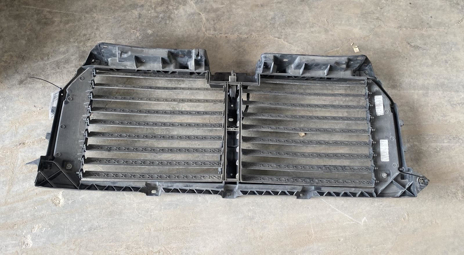 F150      2016 Air Shutter 1160582
