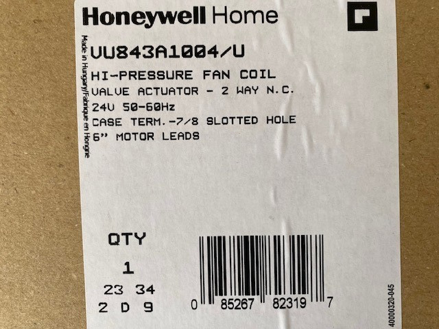Honeywell VU843A1004/U Valve Actuator - 24V - 6" Leads - 7/8" Hole Case End