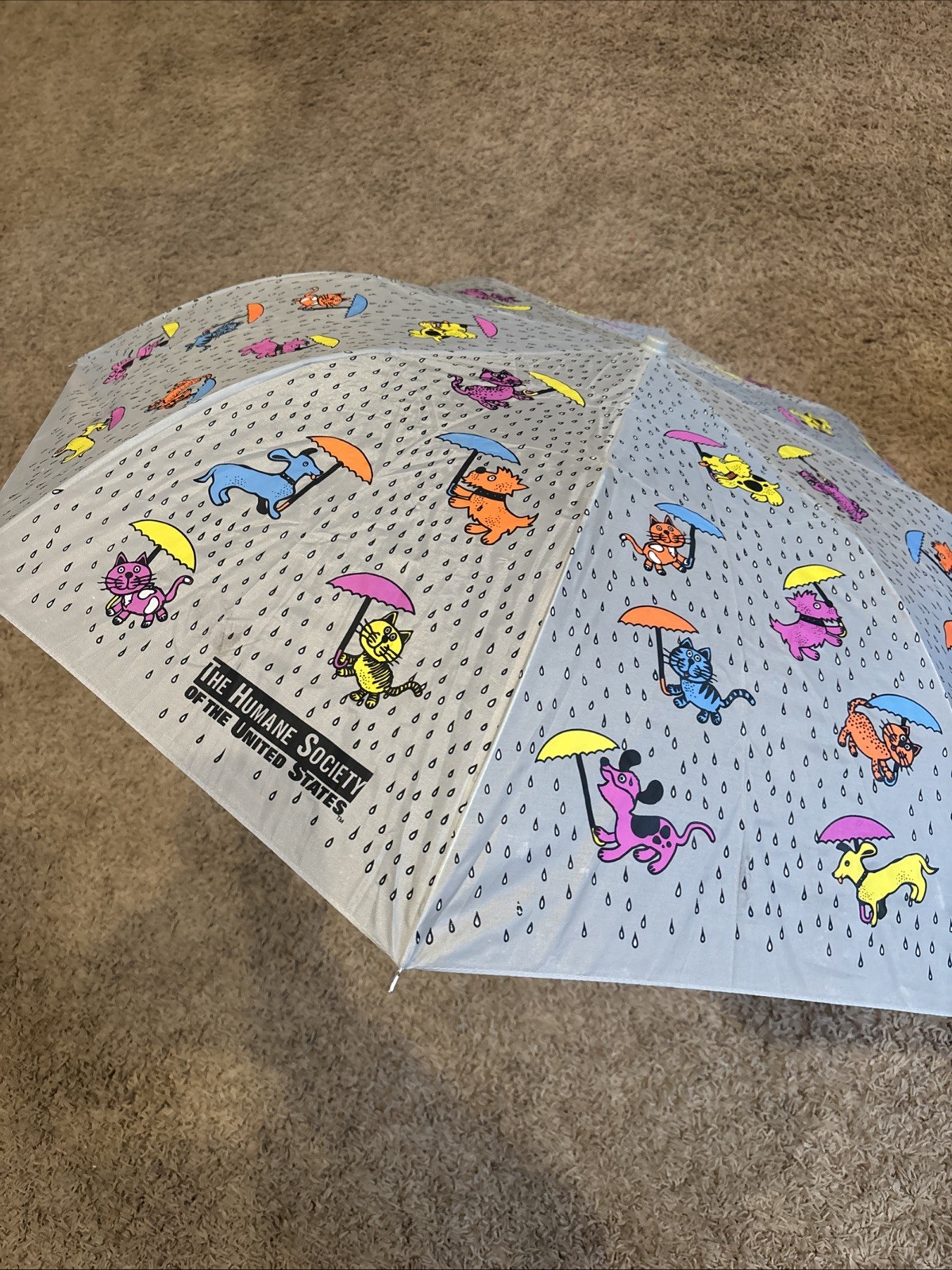 Vintage Cartoon Print Umbrella 1980s Humane Society Cute Raining Cats & Dogs EUC