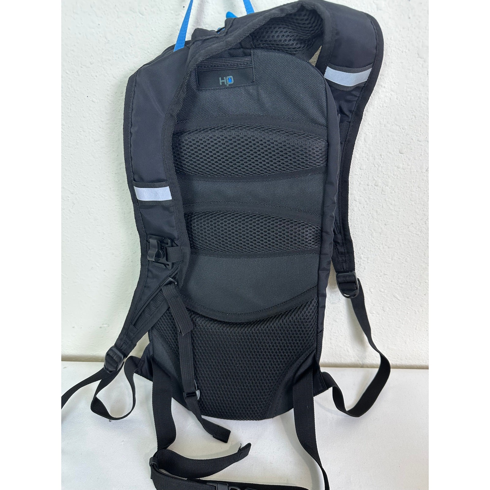 Arvano Hydration Backpack Lightweight Cycling Hiking Daypack Black Adjustable
