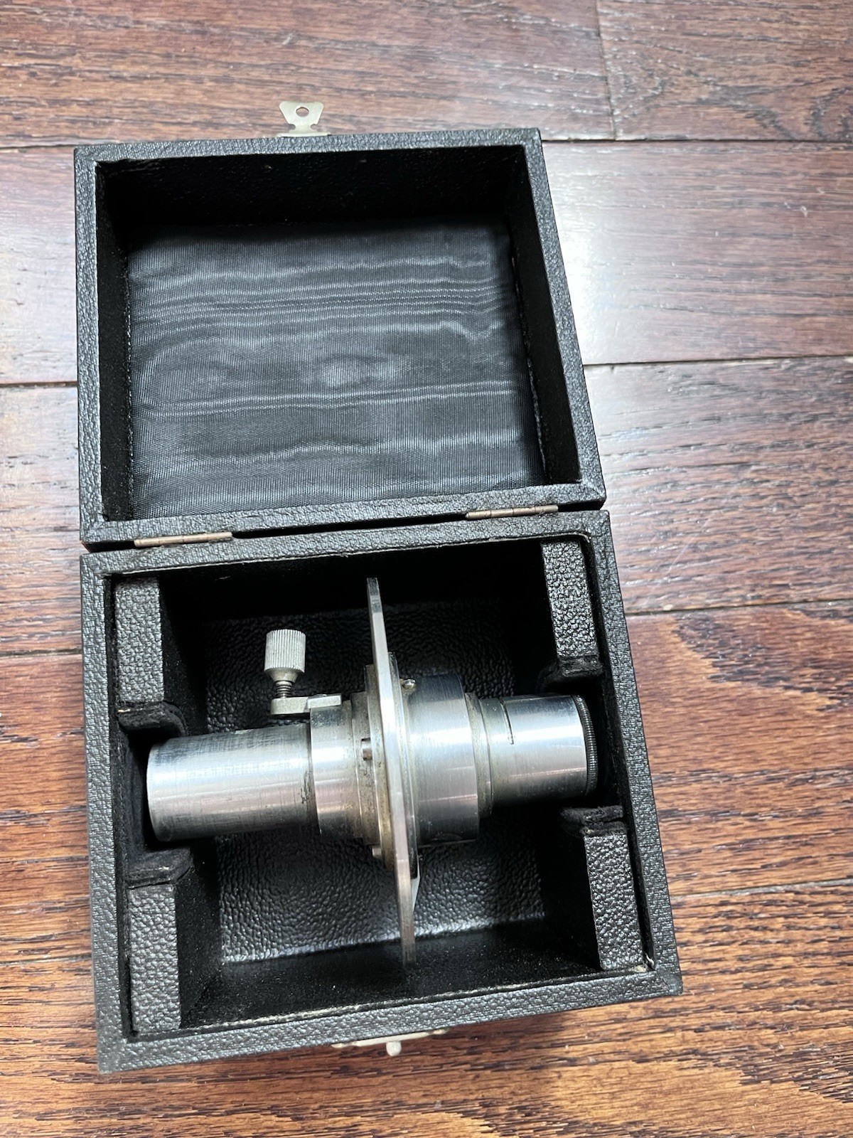 Large J. Swift & Son 22971 Microscope Goniometer Eyepiece in Case