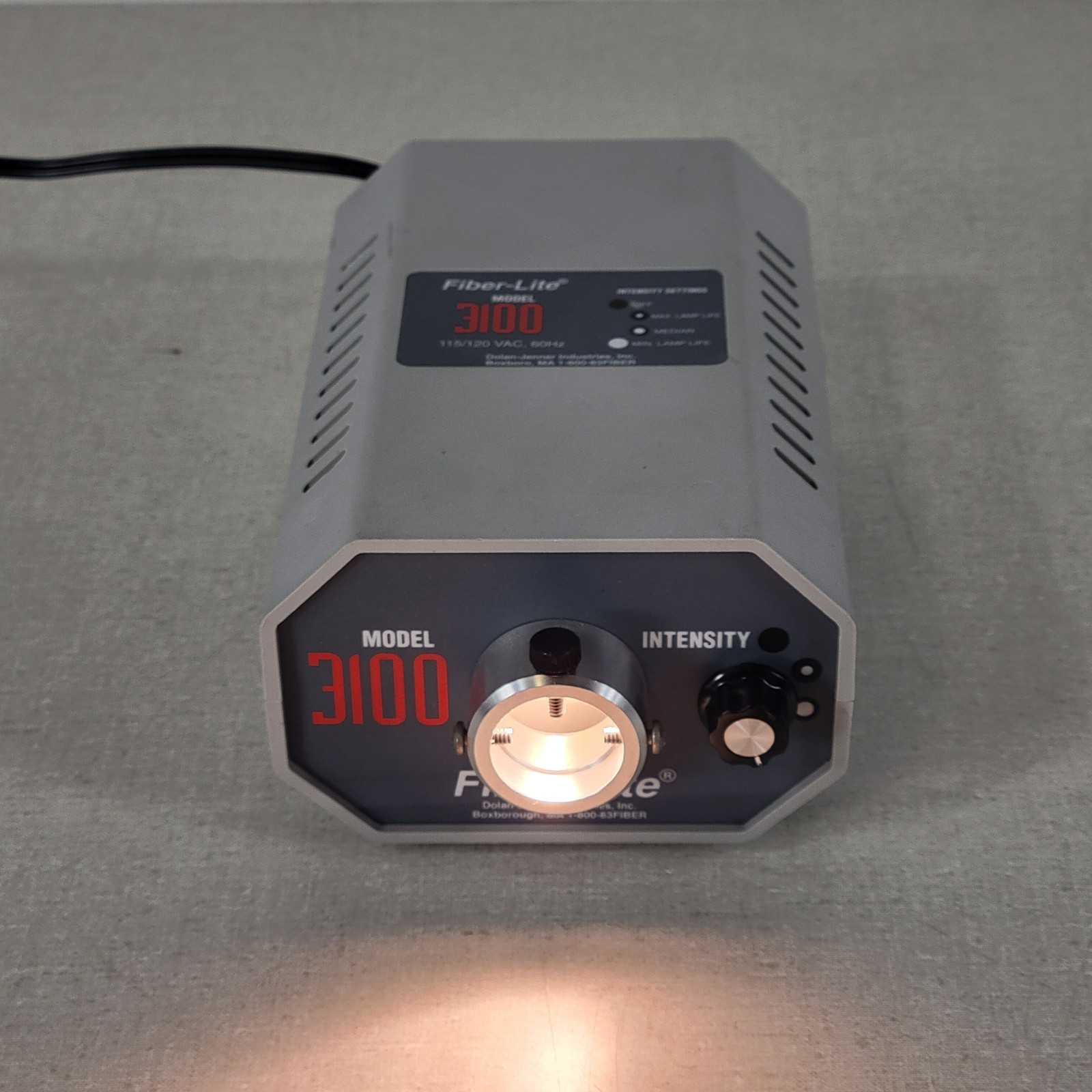 Dolan-Jenner Inc Fiber-Lite 3100 Illuminator 3-Mode Intensity Light Source