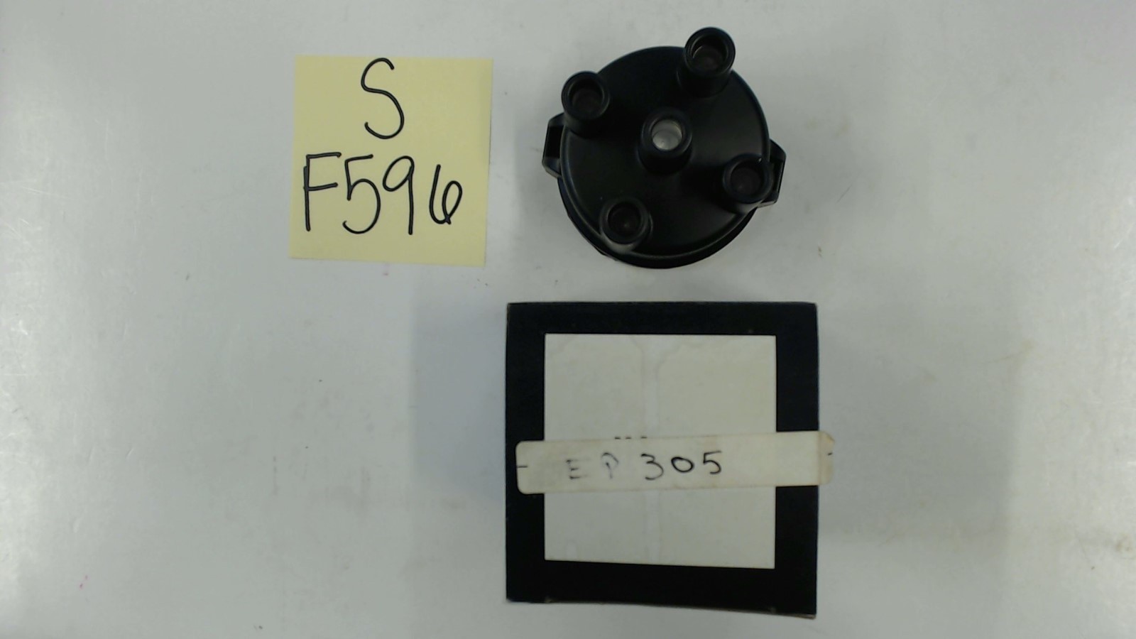 E-Tron EP305; Bosch 03-097 Distributor Cap